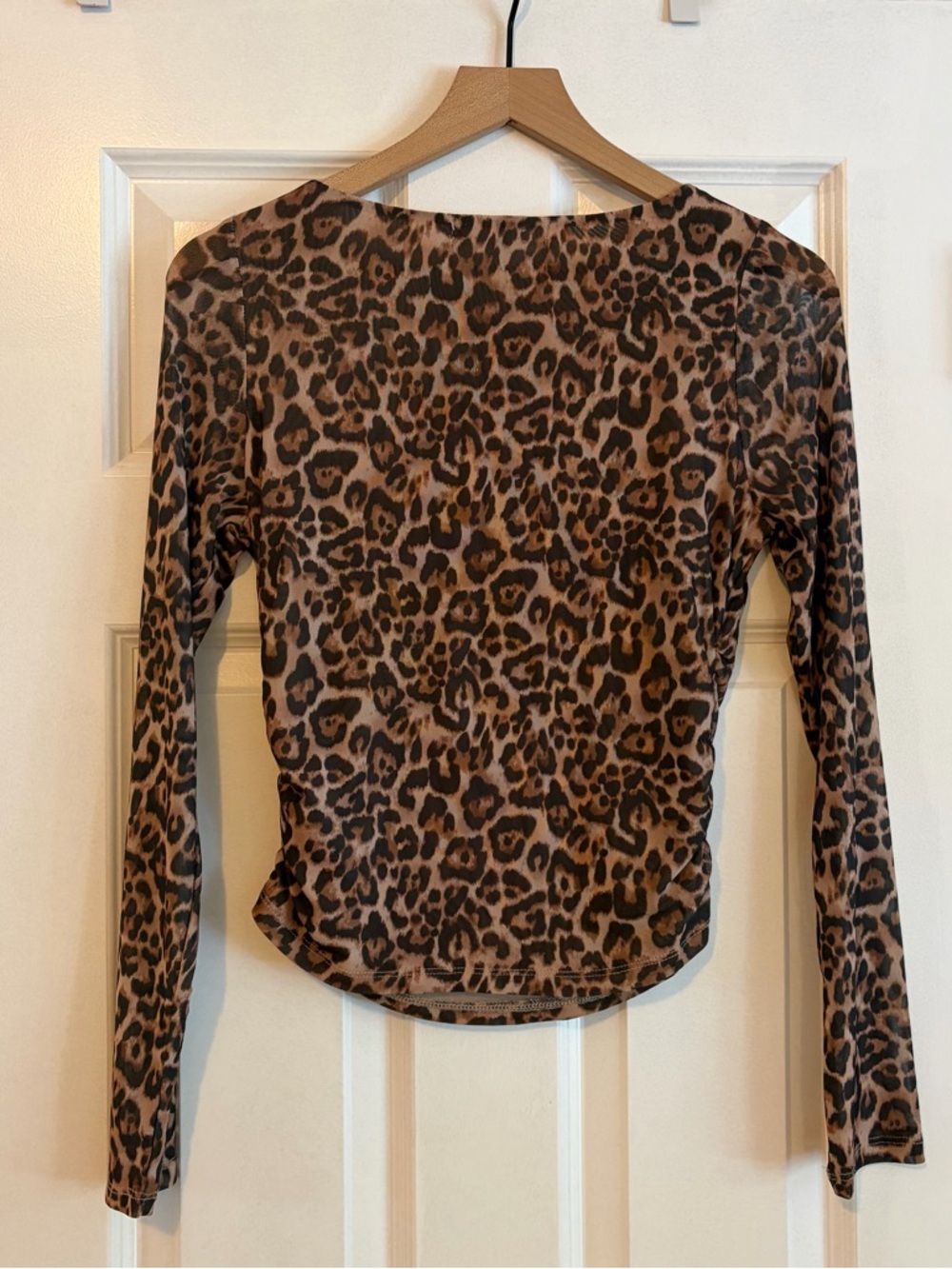 leopard top - Picture 4 of 4